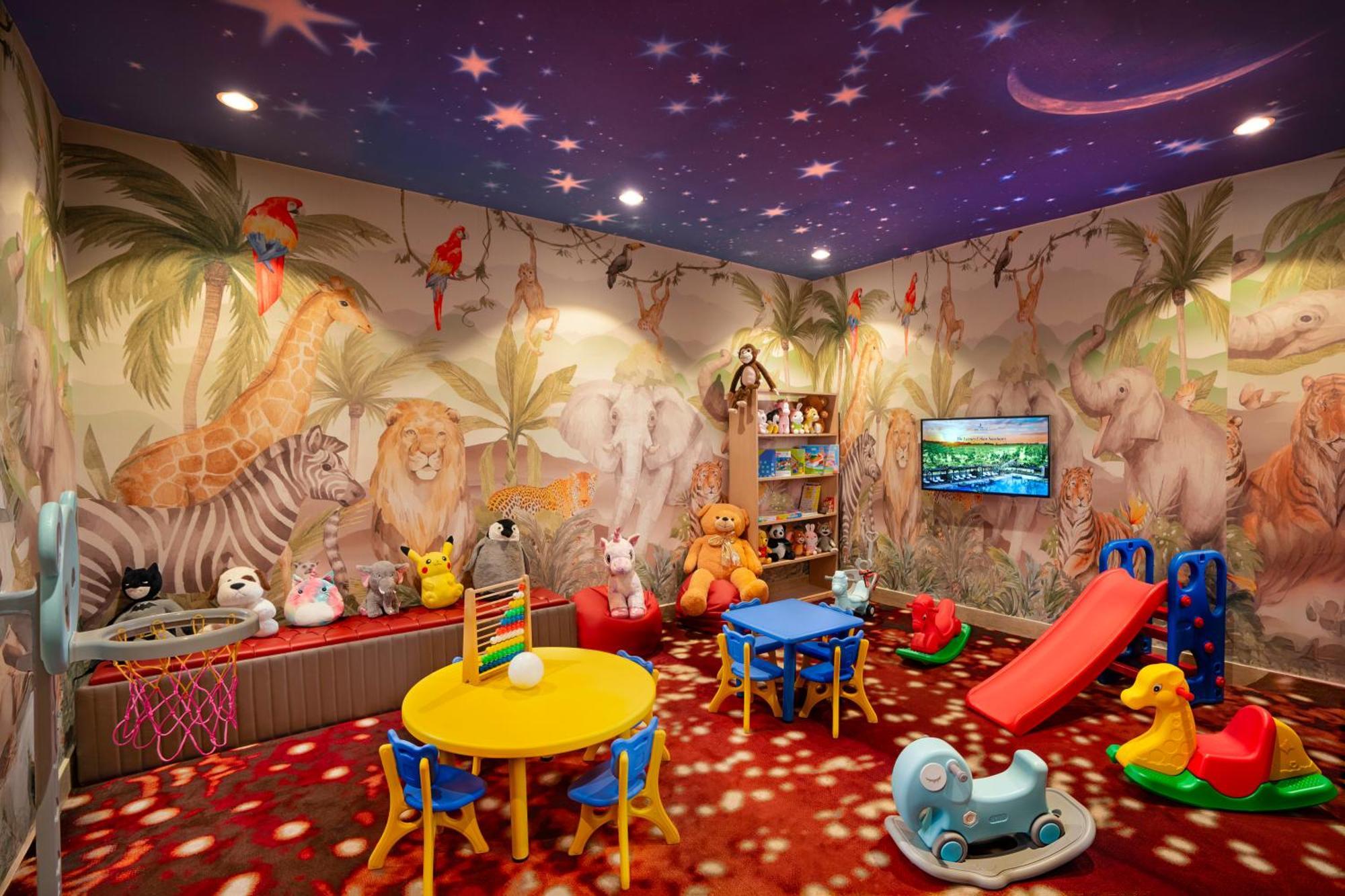 The Leela Ambience Gurugram Hotel & Residences - The Luxury Urban Sanctuary Gurgaon Zewnętrze zdjęcie Kids Club